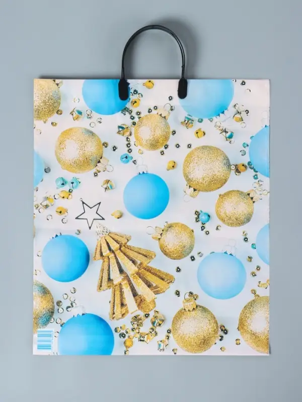 Пакет новогодний &laquo;Елочка с шарами&raquo;, полиэтиленовый с пластиковой ручкой, 38&times;45 см