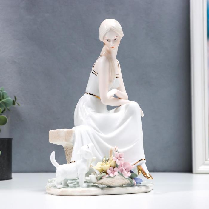 Сувенир керамика  Сувенир керамика "Девушка с собачкой" 27х19х14 см