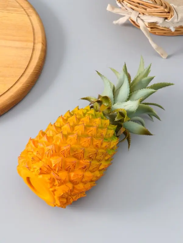 Муляж "Ананас" 22,5х9,5 см, жёлтый