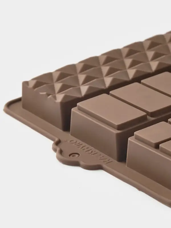 Форма для дубайского шоколада 6 плиток Форма для дубайского шоколада 6 плиток "Квадраты, полосы, пирамиды" 27,5x17x2 см