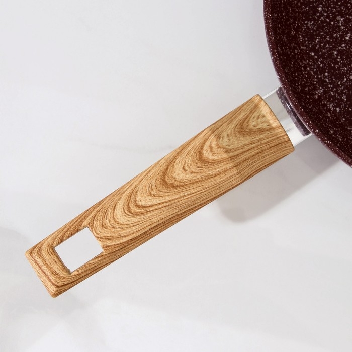 Сковорода кованая Natural. Brown, d=22 см, ручка soft-touch, антипригарное покрытие, индукция, цвет коричневый Сковорода кованая Natural. Brown, d=22 см, ручка soft-touch, антипригарное покрытие, индукция, цвет коричневый