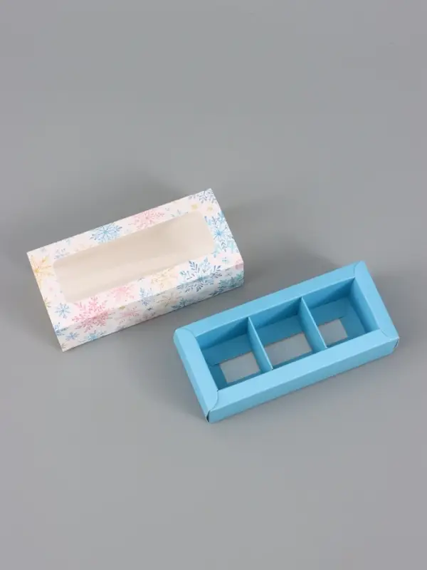 Коробка для 3 конфет &laquo;Снежинки&raquo;, 13.3&times;3.3&times;5.8 см