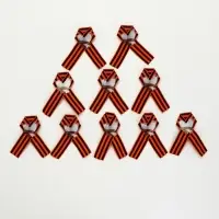 Набор из акриловых значков с лентой 10 шт "Голубь мира"