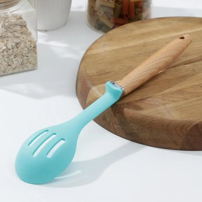 Ложка кулинарная с прорезями Доляна «Лагуна», 29 см, цвет голубой Ложка кулинарная с прорезями Доляна «Лагуна», 29 см, цвет голубой