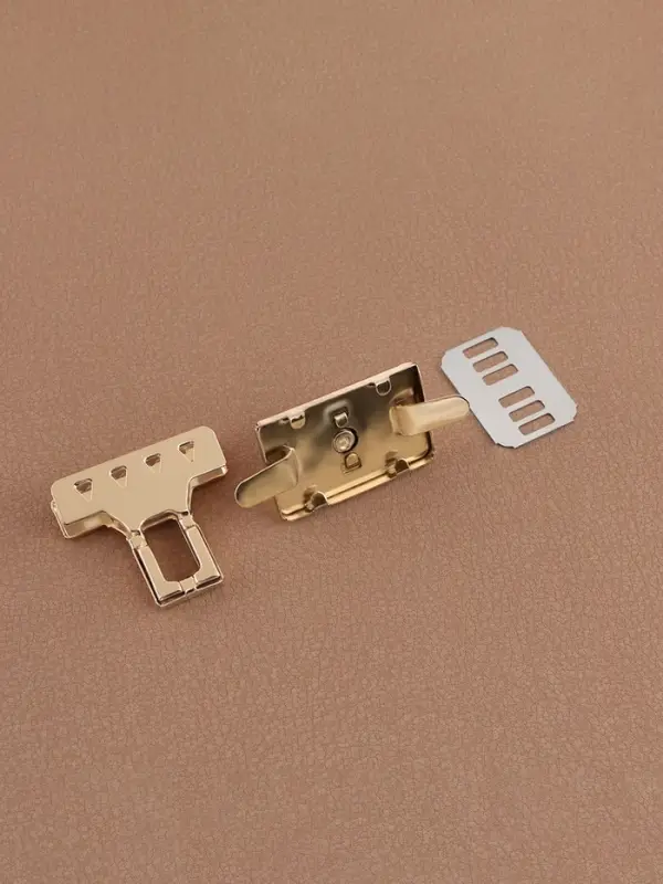 Застёжка для сумки, 3.3×3.3 см, цвет золотой Застёжка для сумки, 3.3×3.3 см, цвет золотой