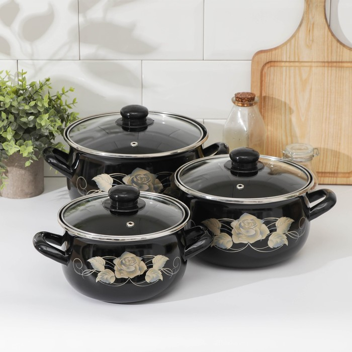 Набор кастрюль «Чёрное золото», 3 предмета: 2,1 л, 3,1 л, 4 л, крышки, индукция, цвет чёрный Набор кастрюль «Чёрное золото», 3 предмета: 2,1 л, 3,1 л, 4 л, крышки, индукция, цвет чёрный