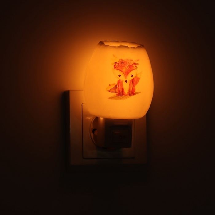 Светильник Светильник "Лисичка" 1х7Вт Е11 белый 6х7х12см