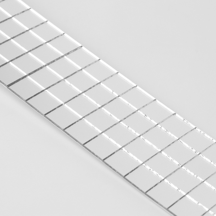 Зеркальная мозайка клеевая, 1 × 1 см, 4 ряда 4 см × 1 м, серебряное стекло