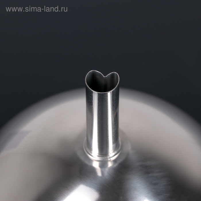 Воронка из нержавеющей стали, d=15 см, с ручкой Воронка из нержавеющей стали, d=15 см, с ручкой