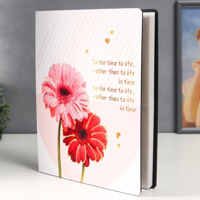 Фотоальбом на 100 фото 13х18 см Фотоальбом на 100 фото 13х18 см "Герберы" в коробке, дерево 29,5х4х23 см