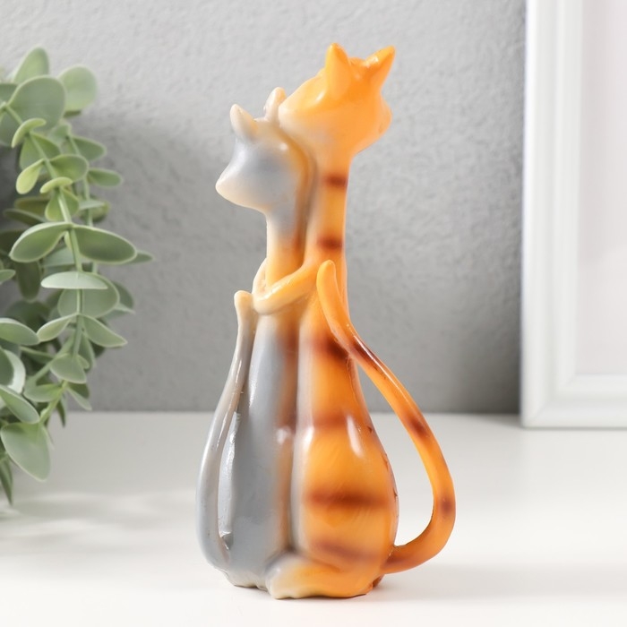 Сувенир полистоун обнимашки Сувенир полистоун обнимашки "Кот и кошка - полосатики" 16х7,8х5 см