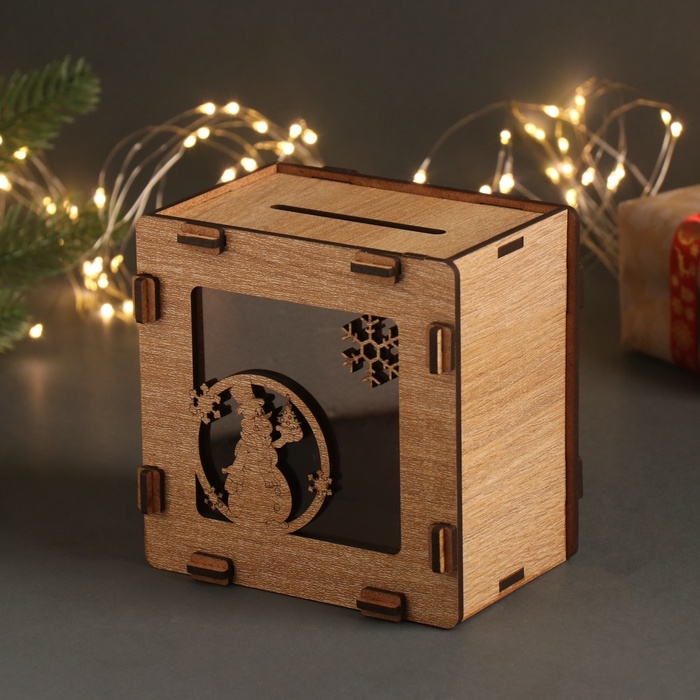 Новогодняя копилка  Новогодняя копилка "Снеговик" 12х12х9 см