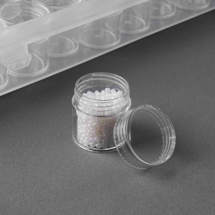 Набор баночек для рукоделия, 39 шт, d = 2,5 × 2,9 см, в контейнере, 35 × 9 × 3,8 см, цвет прозрачный Набор баночек для рукоделия, 39 шт, d = 2,5 × 2,9 см, в контейнере, 35 × 9 × 3,8 см, цвет прозрачный