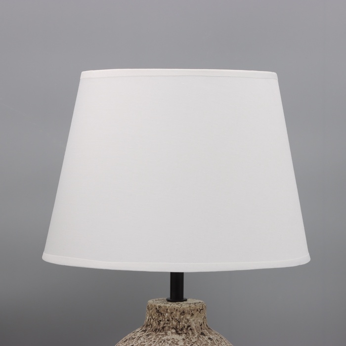 Лампа настольная Лампа настольная "Луиза" 1х40Вт Е27 бежевый 25х25х38,,5см