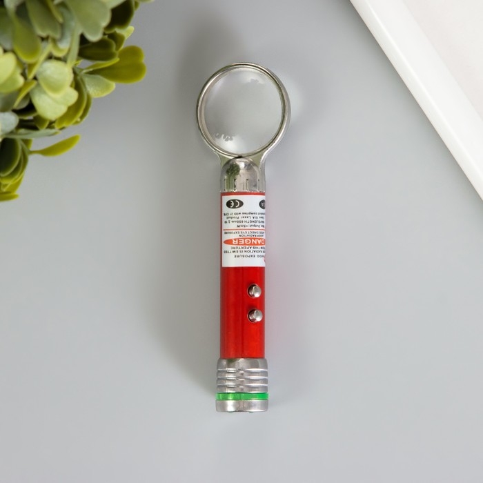 Указка лазерная лупа 2,5 см 3 режима мигает, светит, лазер LR44x3 шт  Указка лазерная лупа 2,5 см 3 режима мигает, светит, лазер LR44x3 шт "Красная" 1,5х2,8х10 см   10473