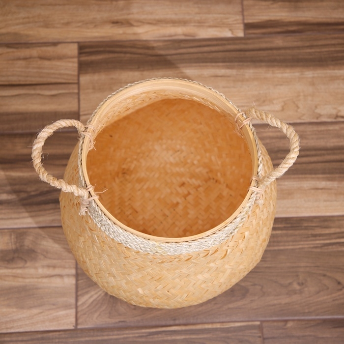 Корзина плетёная, из бамбука 40х40х40 см Корзина плетёная, из бамбука 40х40х40 см