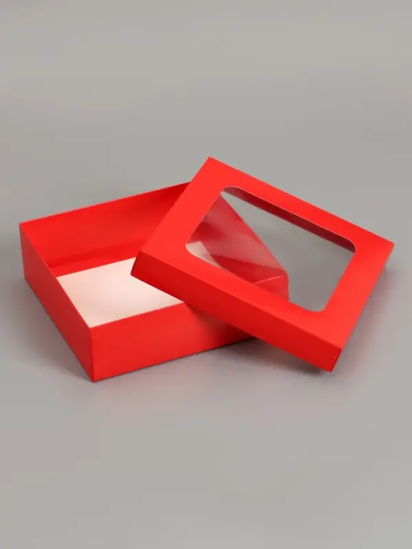 Коробка складная, крышка-дно, красная, с окном 20&times;20&times;6 см