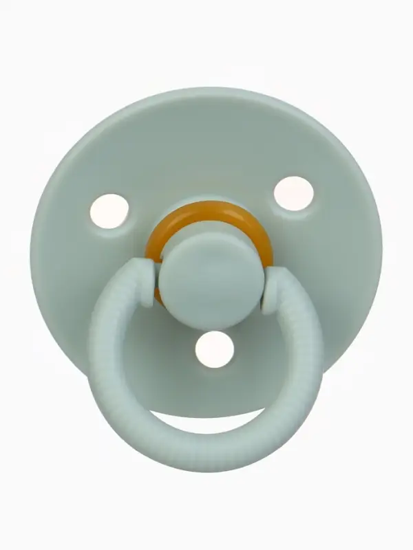 Набор классических пустышек, 2 шт., латекс, зелёный/серый, в контейнере, от 3 мес., M&B Набор классических пустышек, 2 шт., латекс, зелёный/серый, в контейнере, от 3 мес., M&B