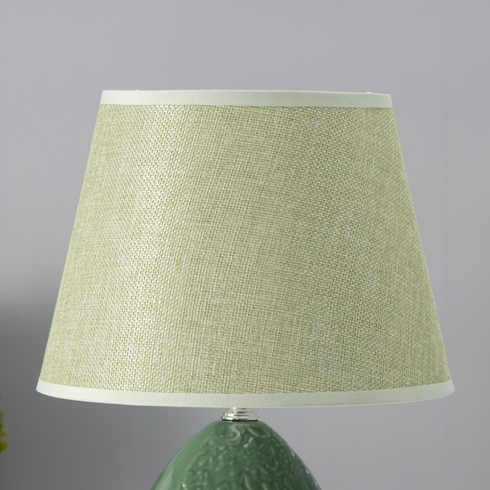 Настольная лампа с абажуром RISALUX «Инесса», Е14, 40 Вт, зелёный, 22.5×22.5×33.5 см Настольная лампа с абажуром RISALUX «Инесса», Е14, 40 Вт, зелёный, 22.5×22.5×33.5 см