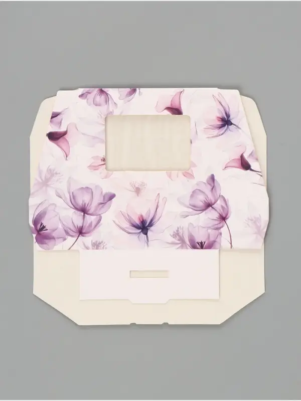 Коробка подарочная складная &laquo;Помни, ты прекрасна&raquo;, 10&times;8&times;3.5 см, с окном