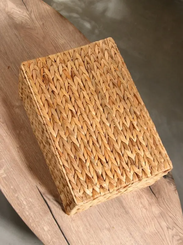 Корзинка прямоугольная, 44&times;30&times;20 см, водный гиацинт