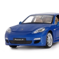 Машина металлическая Porsche Panamera S, 1:24,открываются двери, капот и багажник, световые и звуковые эффекты, цвет синий