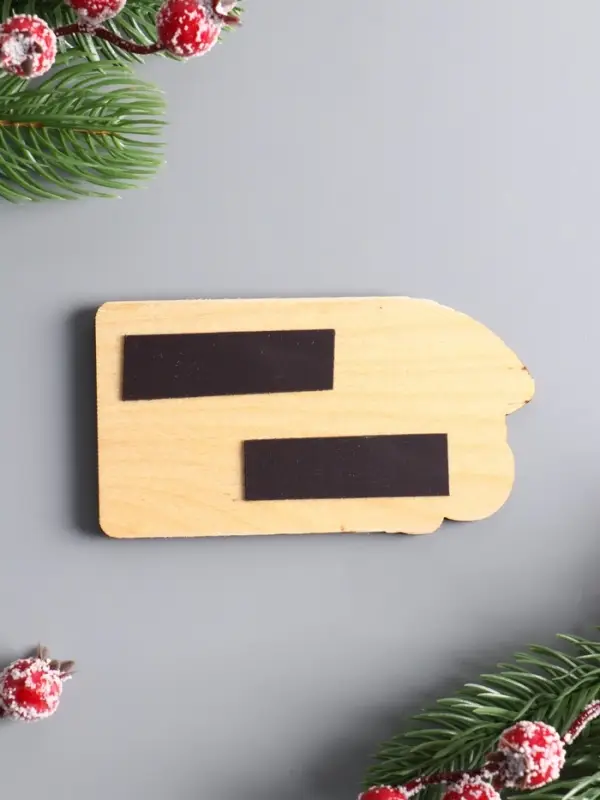 Магнит новогодний с календарём 2026 «Приношу удачу», размер магнита 6×11 см