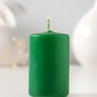 Свеча - цилиндр 4&times;6 см, 59 г, 6 ч, зелёный