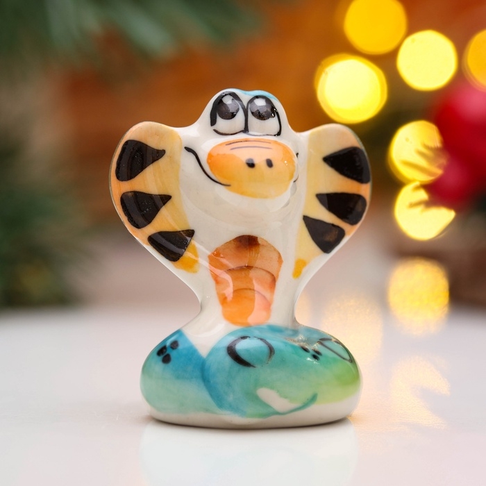 Сувенир Сувенир "Гоша средний" 6х4,5 см, гжель, цвет