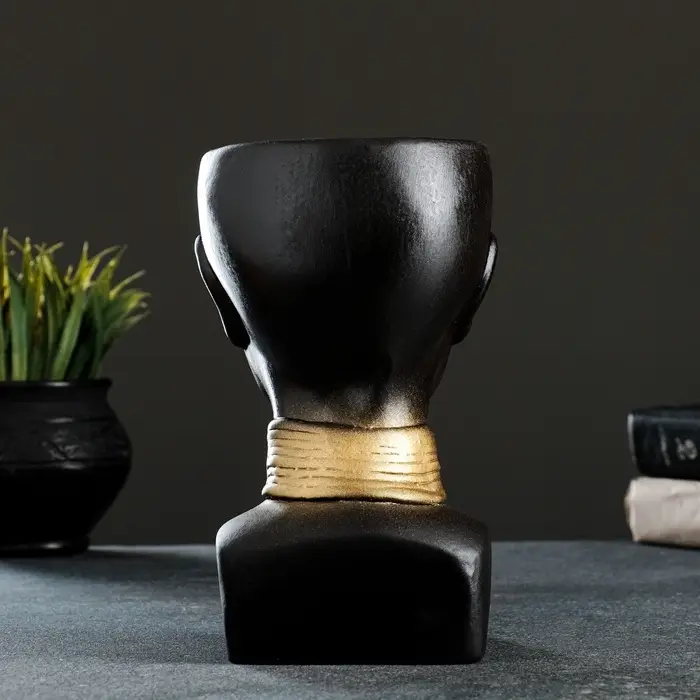 Декоративное кашпо для цветов &laquo;Негритянка&raquo;, 1.3 л, 14&times;20&times;12 см, керамическое, чёрное