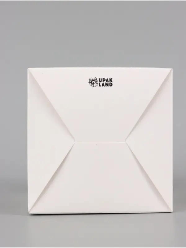 Коробка подарочная новогодняя складная &laquo;С Новым годом&raquo;, 12&times;12&times;12 см