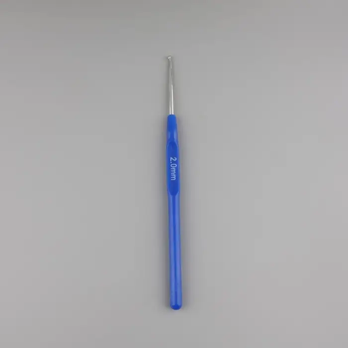 Крючок для вязания, с пластиковой ручкой, d = 2 мм, 13,5 см, цвет синий, цена за 1 штуку Крючок для вязания, с пластиковой ручкой, d = 2 мм, 13,5 см, цвет синий, цена за 1 штуку