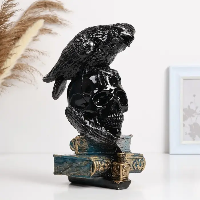 Копилка для денег &laquo;Ворон на черепе&raquo;, гипс