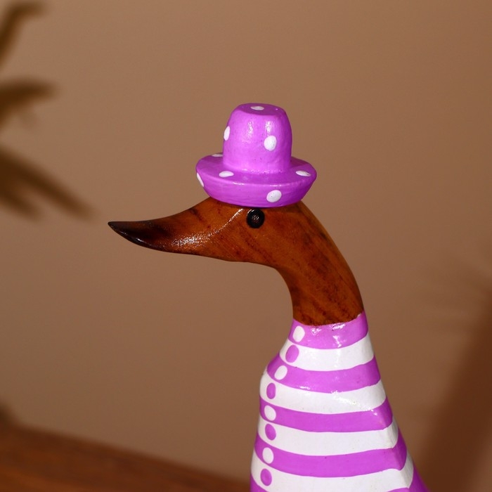 Сувенир Сувенир "Утка в сиреневом" дерево 27 см