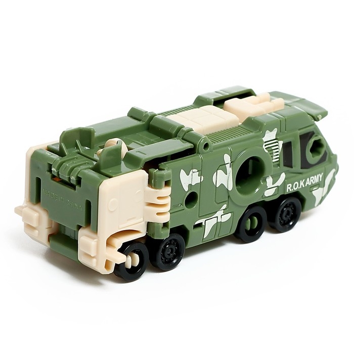 Робот «Военный вертолёт», трансформируется, собирается из 3-х машинок Робот «Военный вертолёт», трансформируется, собирается из 3-х машинок