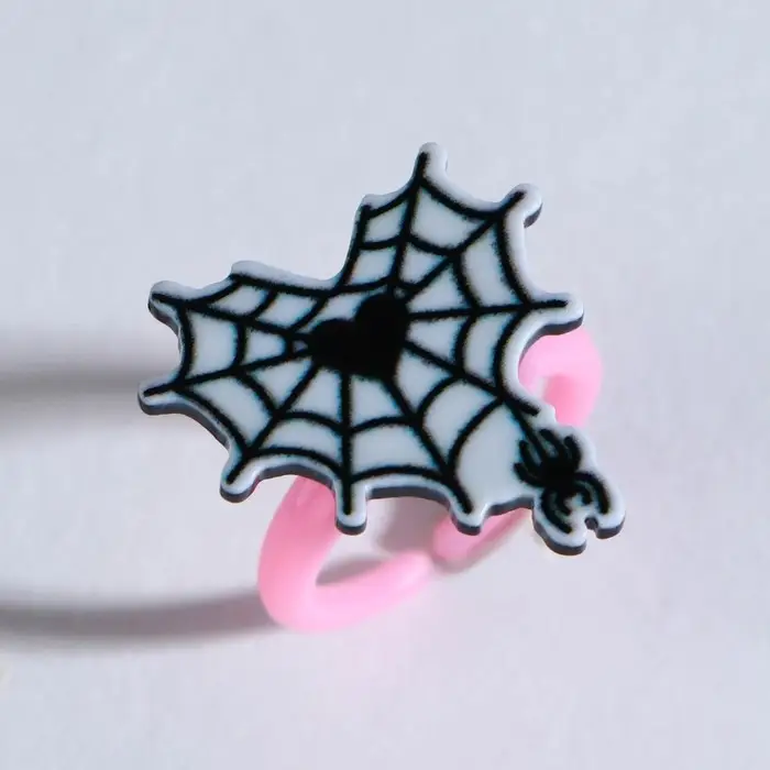 Кольцо детское на Хэллоуин Bad witch, 3 шт., безразмерное Кольцо детское на Хэллоуин Bad witch, 3 шт., безразмерное