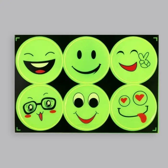 Светоотражающие наклейки «Смайлы», d=6.5 см, 6 шт. на листе, салатовые Светоотражающие наклейки «Смайлы», d=6.5 см, 6 шт. на листе, салатовые