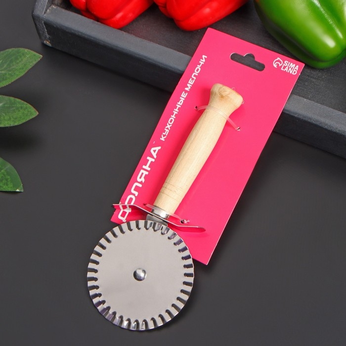 Нож для пиццы и теста Доляна «Классик», 18,5 см, коррозионностойкая сталь, ребристый, бежевый Нож для пиццы и теста Доляна «Классик», 18,5 см, коррозионностойкая сталь, ребристый, бежевый