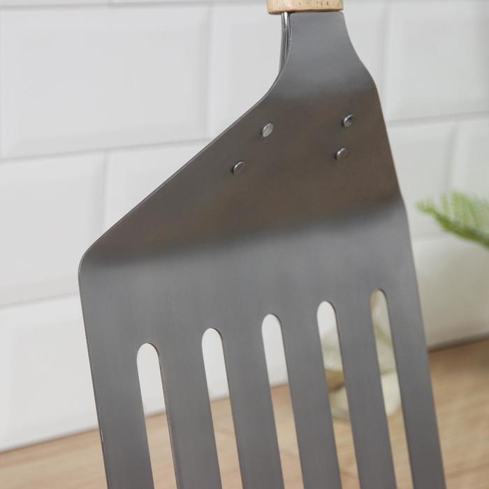 Лопата с прорезями для пиццы и коржей, 84×24×4,5 см Лопата с прорезями для пиццы и коржей, 84×24×4,5 см