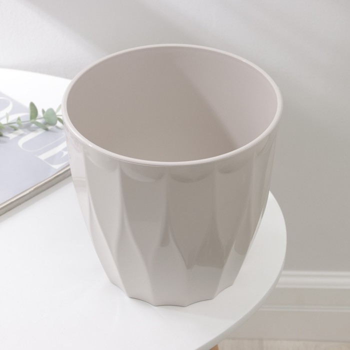 Кашпо для цветов со вставкой «Флюте», 4,5 л, d=20 см, h=20 см, цвет бежевый Кашпо для цветов со вставкой «Флюте», 4,5 л, d=20 см, h=20 см, цвет бежевый