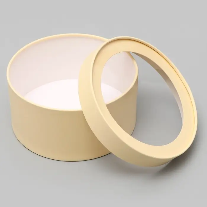 Подарочная коробка круглая &laquo;Крема&raquo; кремовая, завальцованная с окном, 21&times;11 см