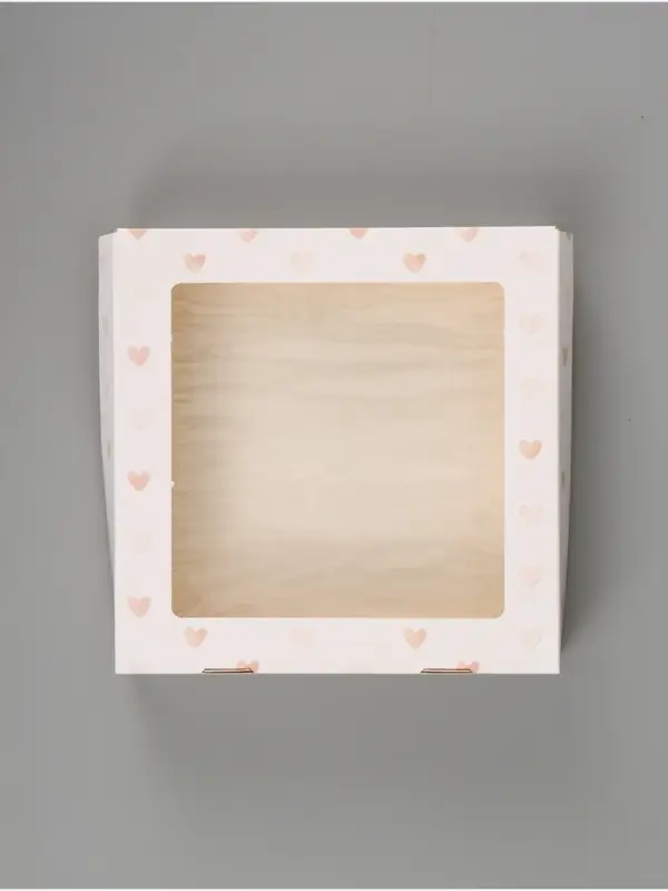 Коробка подарочная складная &laquo;Сердце&raquo;, 20&times;20&times;4 см, с окном