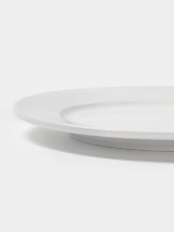 Тарелка Hanna Knövell, d=18 см, с бортом, фарфор, белая Тарелка Hanna Knövell, d=18 см, с бортом, фарфор, белая