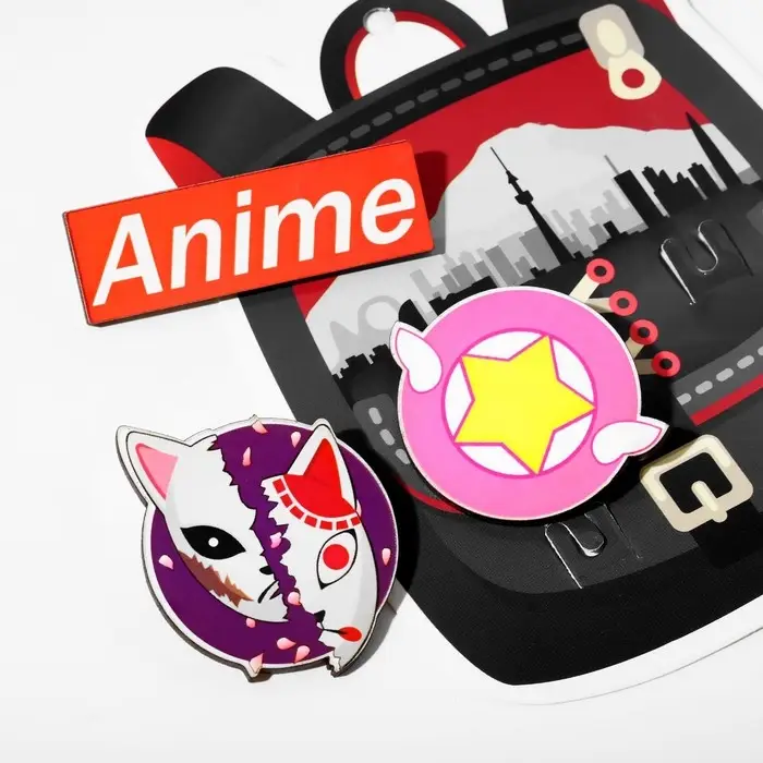 Брошь деревянная (набор 3 шт.) «Рюкзак» аниме, цветные