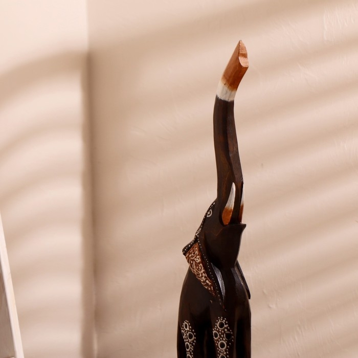 Сувенир дерево Сувенир дерево "Слон хобот вверх резной" выс. 60 см