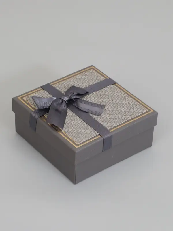 Набор подарочных коробок 3 в 1, 19&times;19&times;9.5 см, 17&times;17&times;8 см, 15&times;15&times;6.5 см