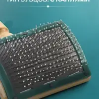 Щётка - пуходёрка, основание 70&times;50 мм, с каплями и рамкой, дерево