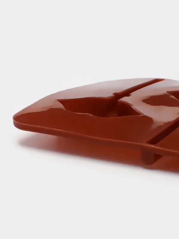 Форма для леденцов Доляна &laquo;Поцелуй&raquo;, силикон, 24&times;9.4&times;1.5 см, 6 ячеек (4&times;2.4 см), с палочками, коричневая