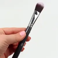 Кисть для макияжа Brush GRAPHITE, 17.5 (&plusmn;1) см, тёмно-серый