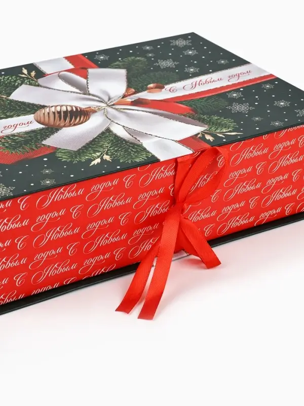 Коробка подарочная - книга &laquo;С Новым годом&raquo;, 27&times;19.5&times;8 см